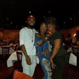 Meet your Posher, Tini marie